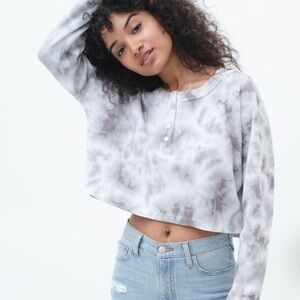 Aeropostale Gray Tie-Dye Cropped Sweatshirt